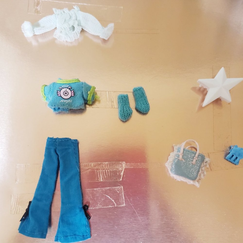 Bratt Doll kids Clothing & Accesories